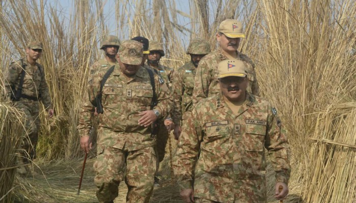 Lt Gen Bilal Akbar lauds troops' professional excellence in Jhelum Division visit