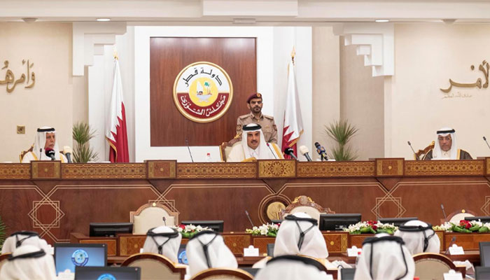 Bahrain criticises Qatar emir for not attending Gulf Arab summit