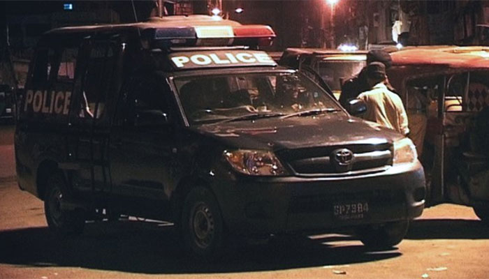 Dacoit gang mugging females only arrested in Karachi police encounter