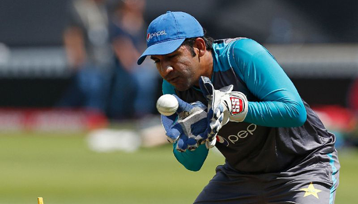 Sarfraz Ahmed calls on squad to play 'without fear' in South Africa