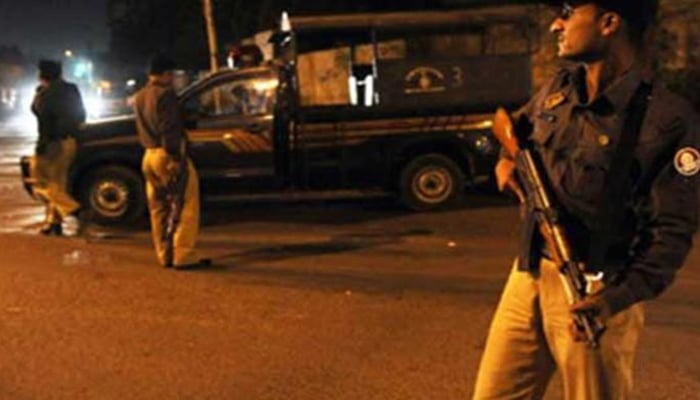 Three, including murder suspect, arrested during overnight Karachi raids
