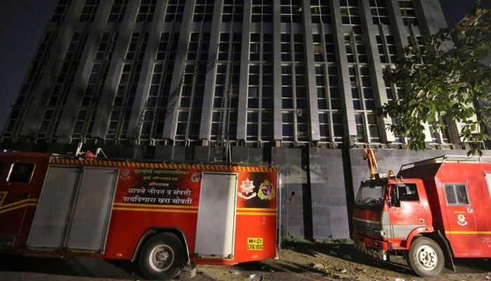 Fire at Mumbai hospital kills six, injures over 100