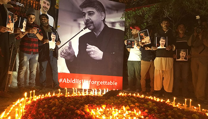 Karachi residents gather to pay tribute to late Ali Raza Abidi