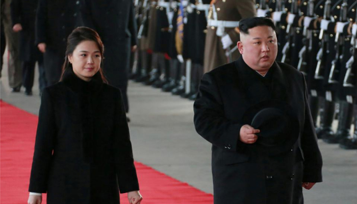 Special North Korean train enters China