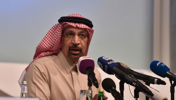 Saudi Arabia vows to slash oil exports after price slide