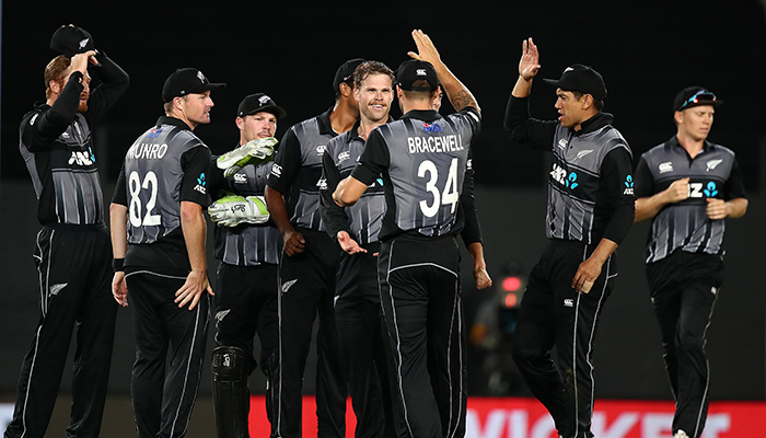 Bracewell, Kuggeleijn set up New Zealand´s T20 win