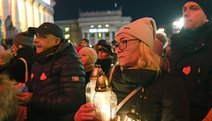 Thousands turn out across Poland to remember slain mayor