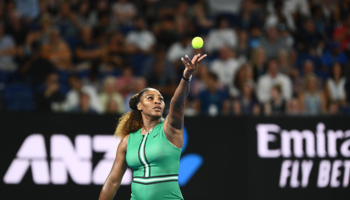 Serena in charge as Djokovic races past Tsonga at Australian Open