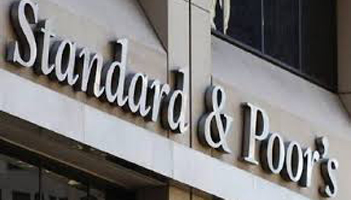 S&P cuts Pakistan's credit rating to 'B-' from 'B'; maintains stable outlook