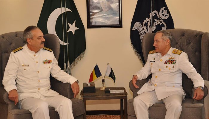 Naval chief calls on foreign military delegates during maritime exercise 'AMAN 2019'