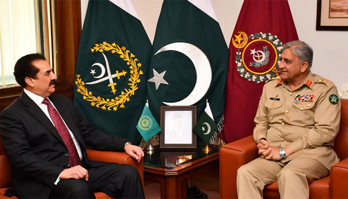 Ex-army chief Raheel Sharif calls on COAS Bajwa at GHQ: ISPR