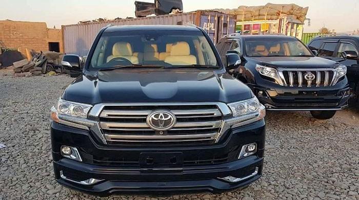 Pakistan needs to get tough on smuggled vehicles