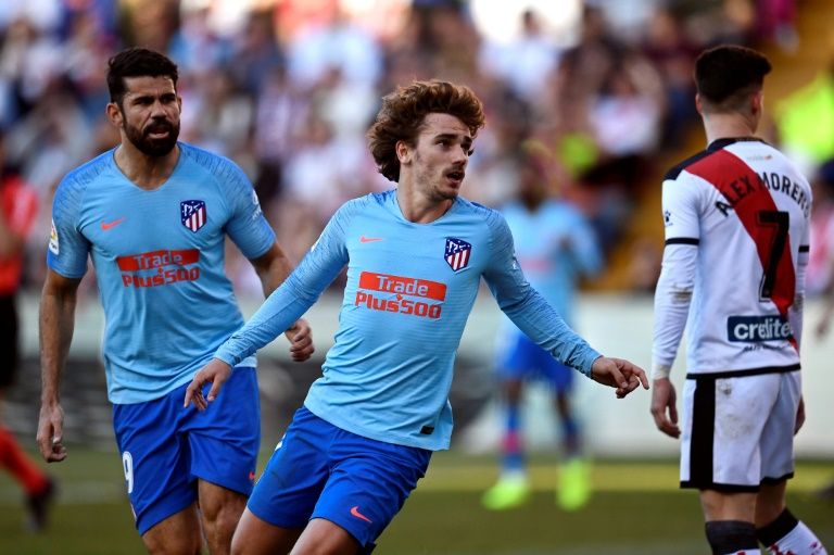 Barcelona lack sparkle ahead of crucial Champions League mission in Lyon