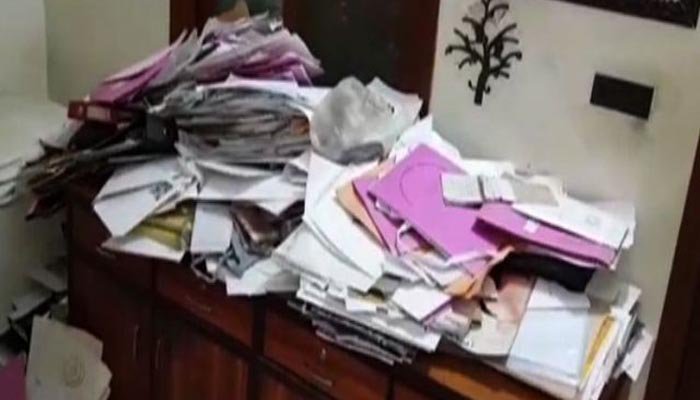 NAB obtains property, vehicle documents during raid at Siraj Durrani's residence