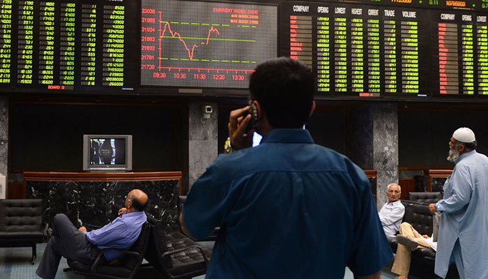 Pakistan stocks shed 128 points as bearish trend continues amid war fears