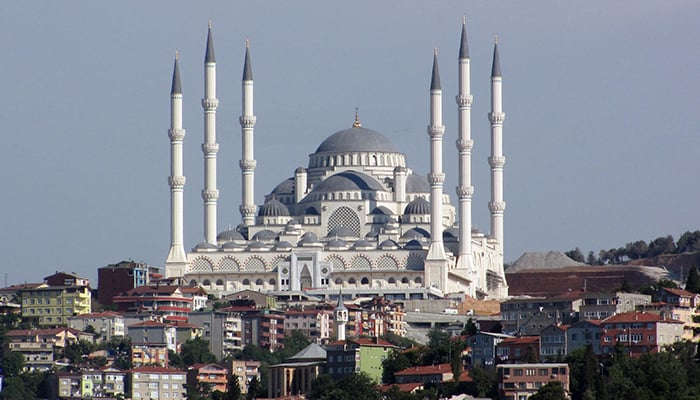 Turkey's largest mosque opens for worship