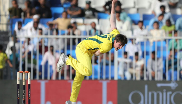 Aussie bowler Richardson heads home with dislocated shoulder