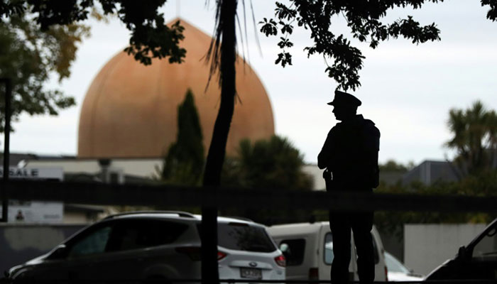 NZ police probe mosque attack links after man dies in stand-off