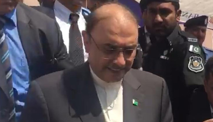 Zardari’s witty response to journalist when asked about Nawaz