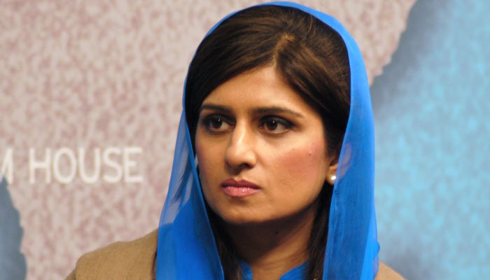 Hina Rabbani Khar to send defamation notice to Fawad Chaudhry over default accusations