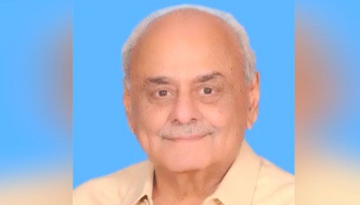 Ijaz Shah takes charge as interior minister