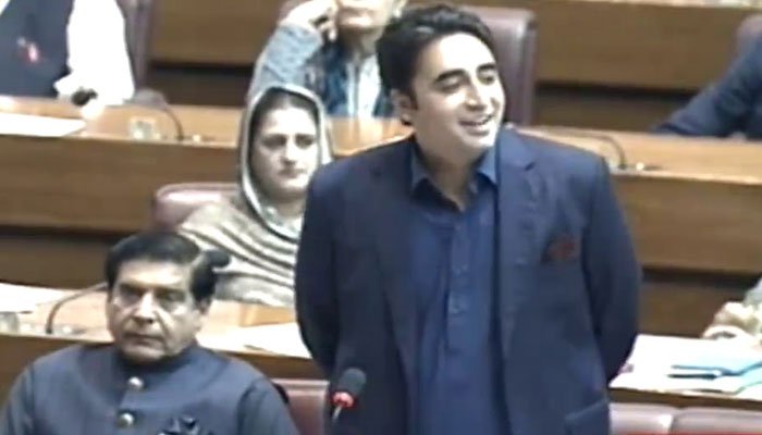 Bilawal calls PM Imran 'incompetent and unskilled'