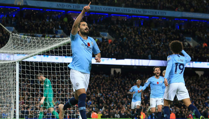 Title, top four and pride at stake in massive Manchester derby