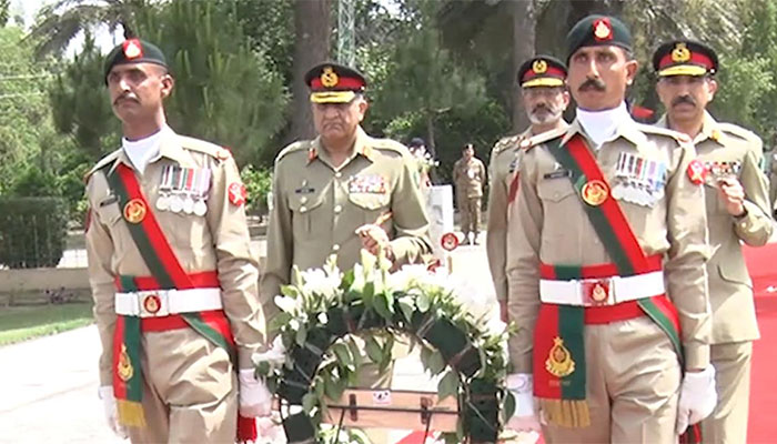 COAS installs Lt Gen Sher Afgun as Col Commandant AK Regiment