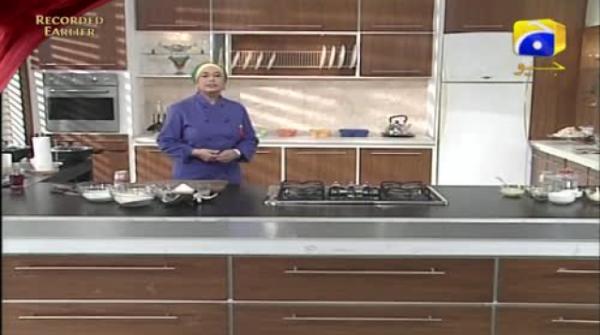 Recipe: Sooji Tukri Halwa and Besan Ka Halwa - Rahat Cooking Show
