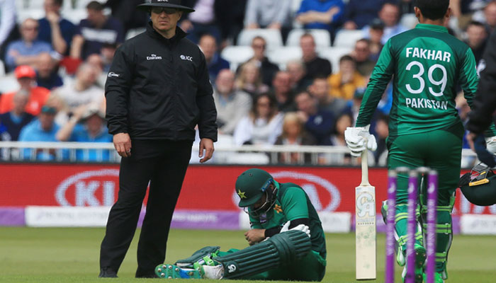 Pakistan opener Imam-ul-Haq escapes serious injury after painful blow