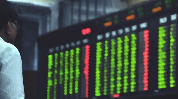 KSE-100 falls over 800 points  KSE-100 falls over 800 points