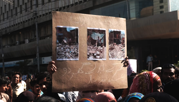 Karachi activists protest KMC's 'anti-poor demolitions' in solidarity with displaced, homeless