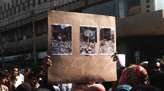 Karachi activists protest KMC's 'anti-poor demolitions' in solidarity with displaced, homeless