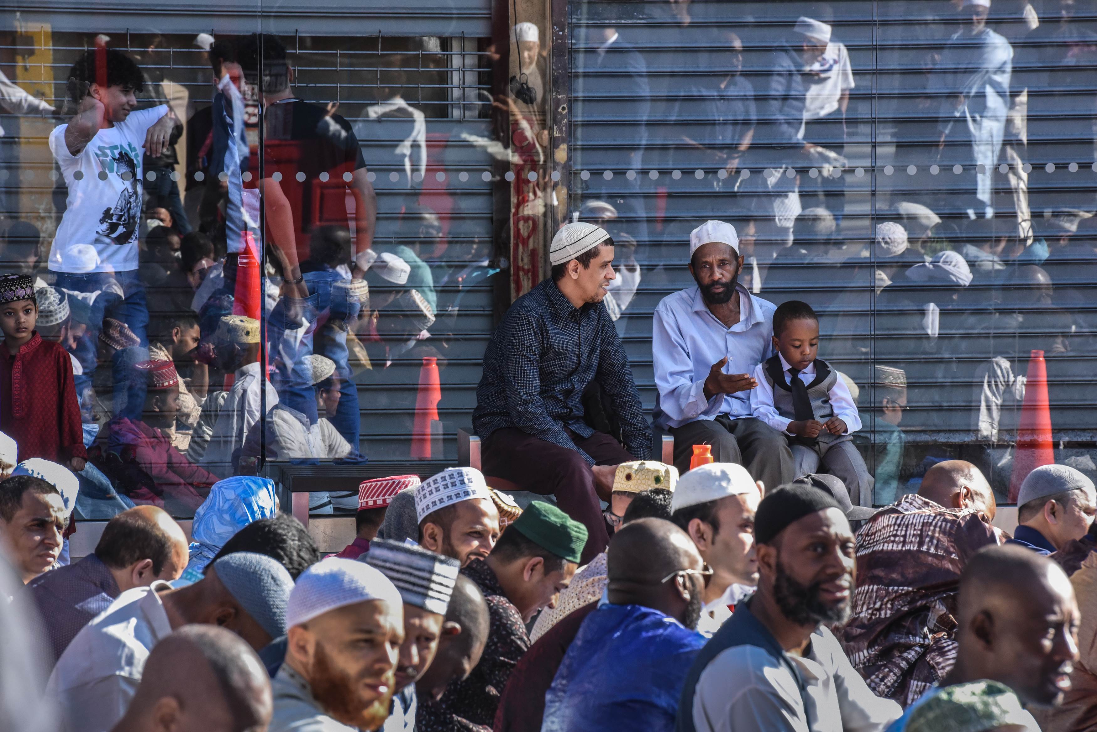 In pictures: Eid-ul-Fitr around the world  World - Geo.tv