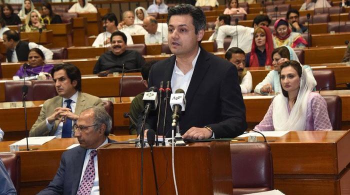 PTI govt unveils austerity budget with Rs1.12tn in additional taxes