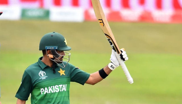 Babar Azam eyes big score in Pakistan vs India match 