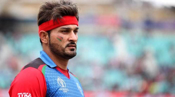 Retiring Hamid limps out of Headingley Retiring Hamid limps out of Headingley