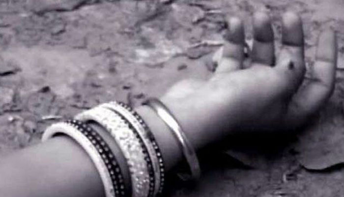 Karachi man kills 22-year-old sister over 'honour'