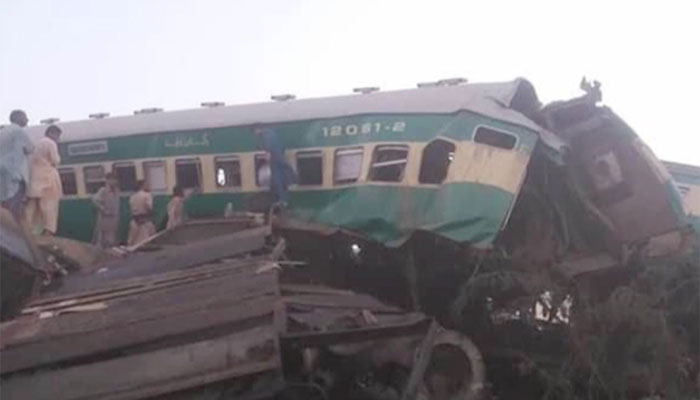 Two major accidents in 21 days point towards dismal state of railways