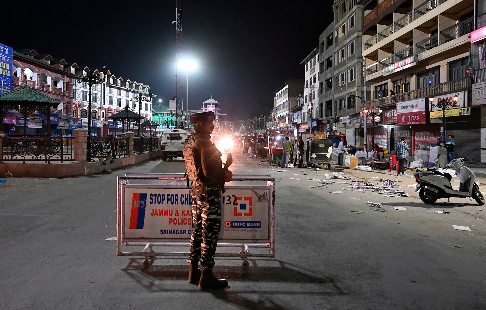 In-pictures: Indian lockdown in occupied Kashmir