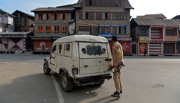 India martyrs six, injures 100 as troops open fire on occupied Kashmir protesters