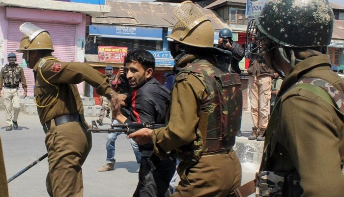 Over 600 detained, curfew continues as occupied Kashmir seethes under lockdown