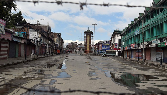 Indian troops martyr four Kashmiris as lockdown continues for 17th day