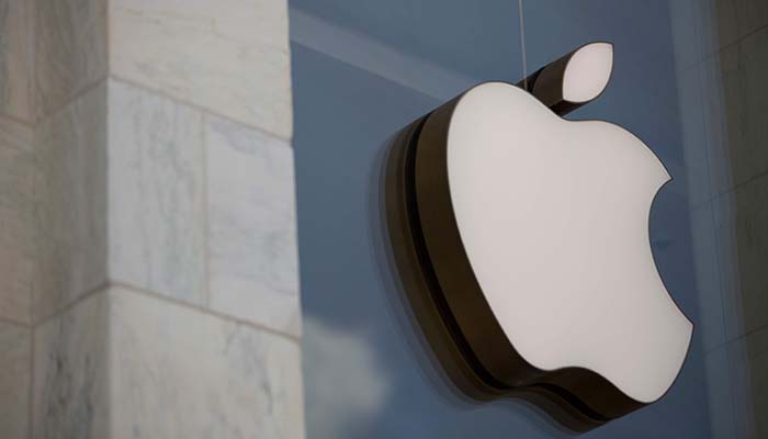 Apple debuts credit card as it readies TV+ launch