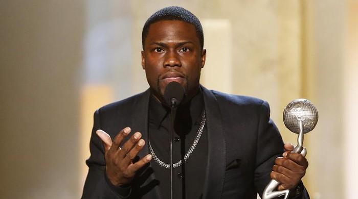 Comedian Kevin Hart Hospitalised After Car Crash Comedian Kevin Hart Hospitalised After Car Crash