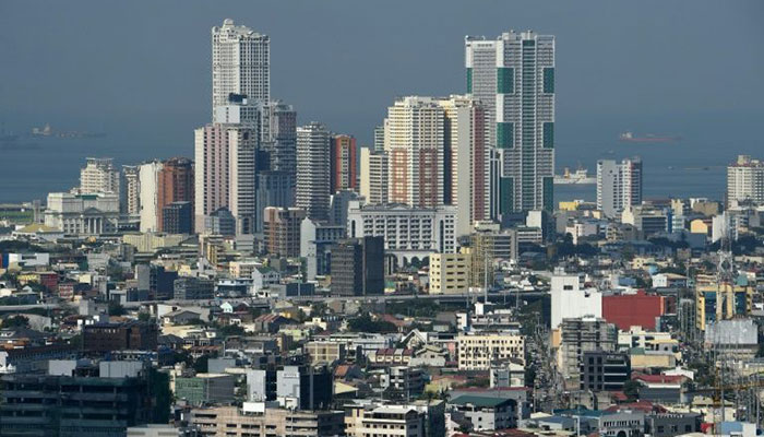 Philippines arrests 270 Chinese citizens in fraud raid