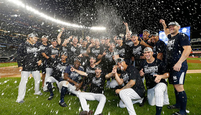 Yankees clinch first AL East title since 2012