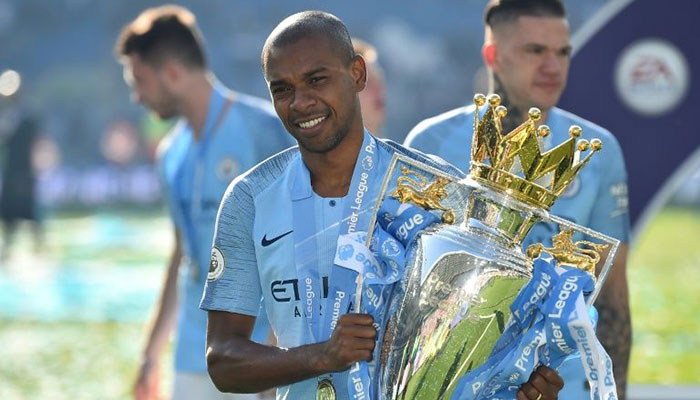 Fernandinho is last line of defence as City face Watford test