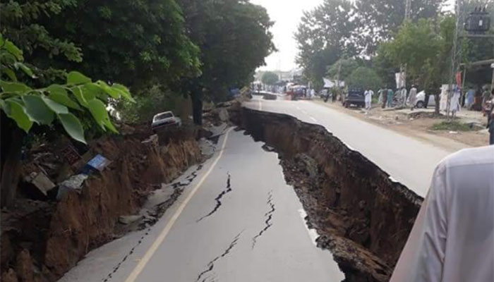 Pictures, videos show havoc wreaked by earthquake in northern Pakistan, AJK