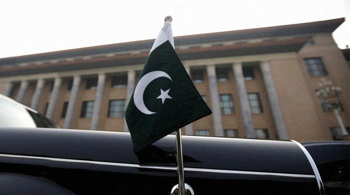 Govt orders 'immediate appointment of regular CEOs, MDs, HoDs' in ministries